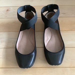 Black ballet Chloe flats